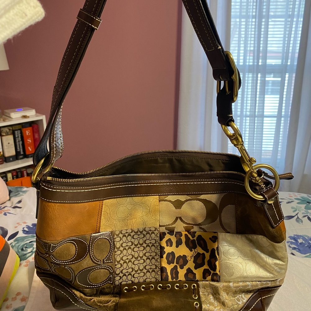Coach shoulder bag